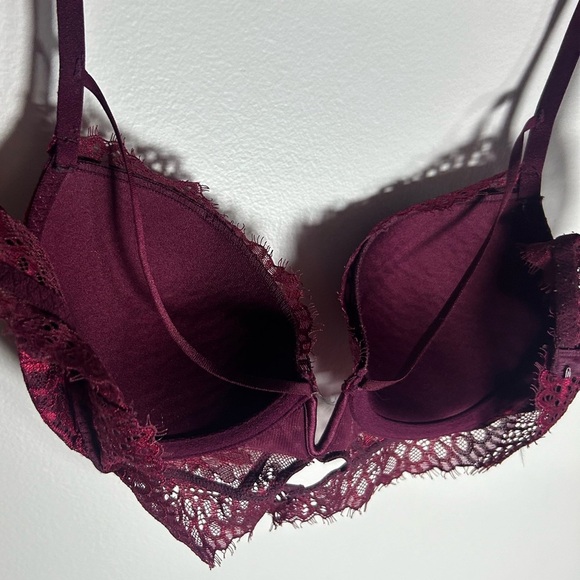 La Senza, size 34B, diva beyond sexy deep plunge bra, deep red wine color, lace - Picture 8 of 8